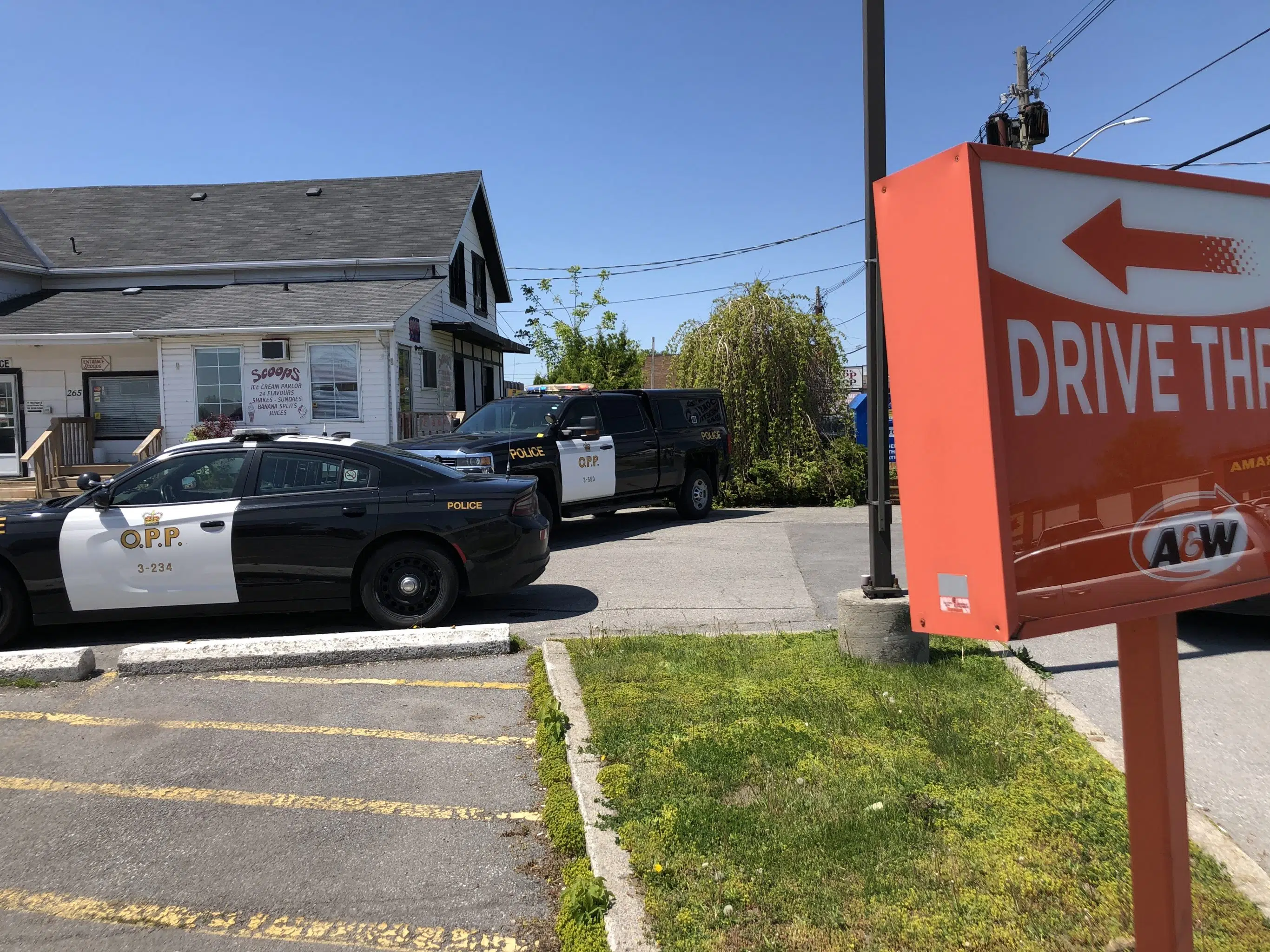 UPDATE: Incident cleared, investigation underway at motel near Trenton Town Centre