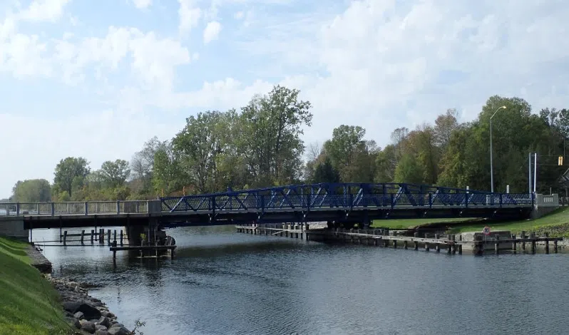 Overnight Murray Canal swing bridge closures planned