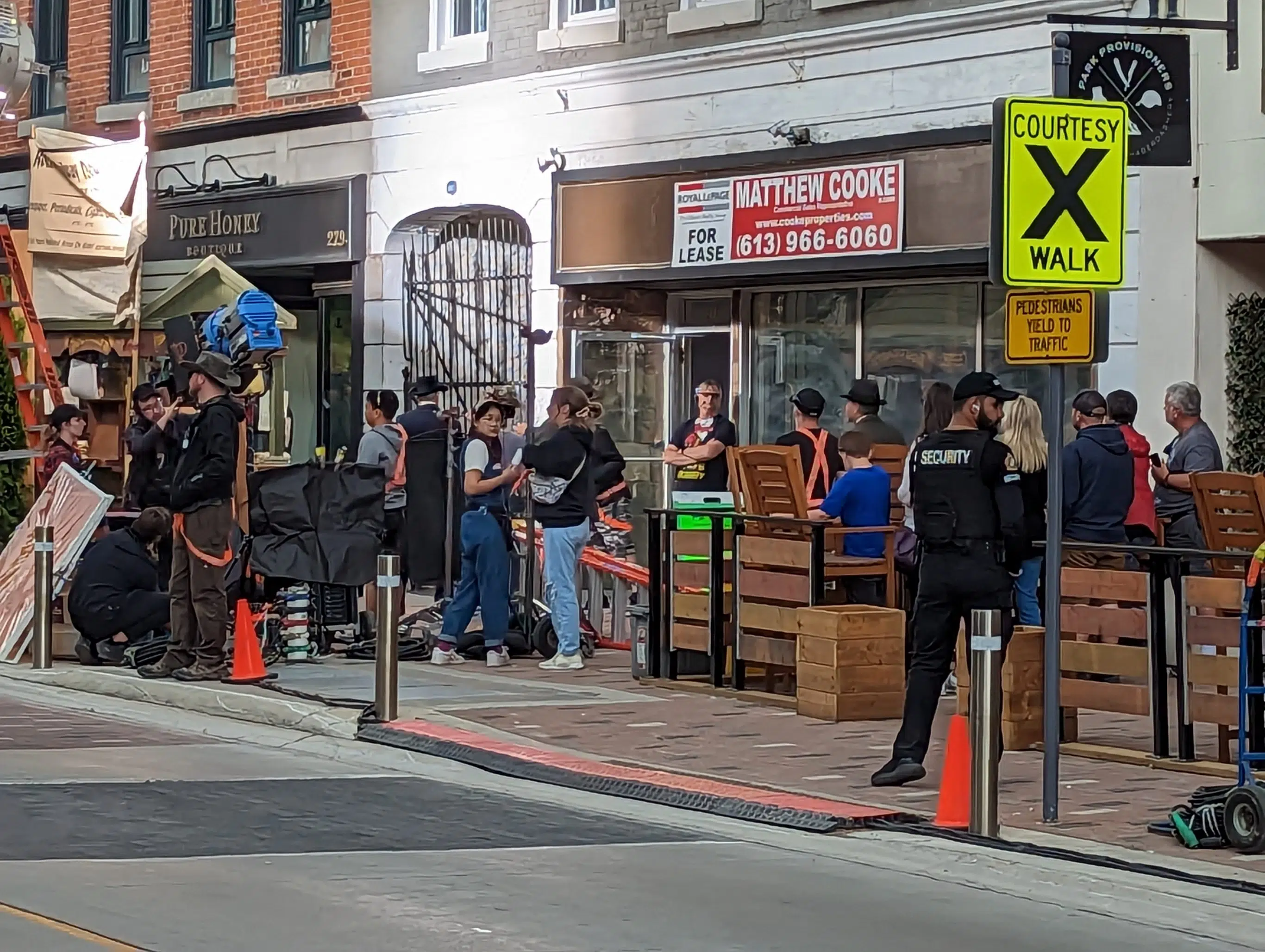 Murdoch Mysteries filming goes to Front Street