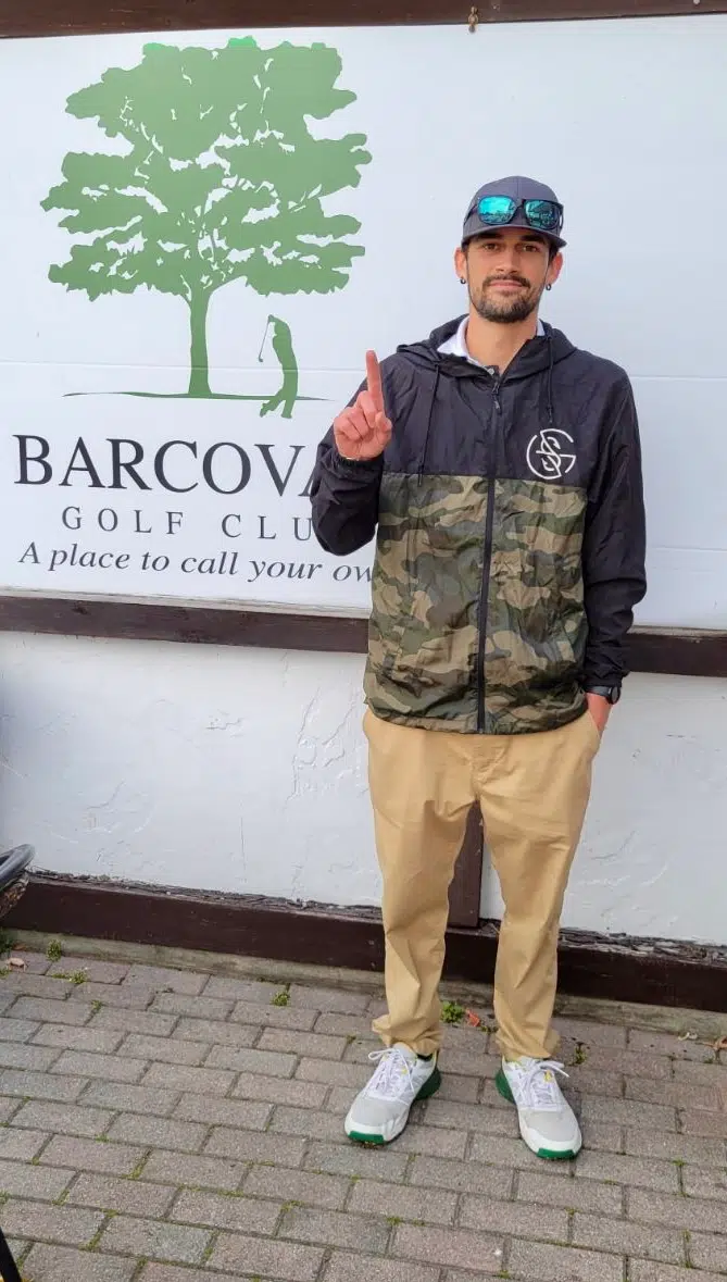 Gannor joins Barcovan Hole In One club