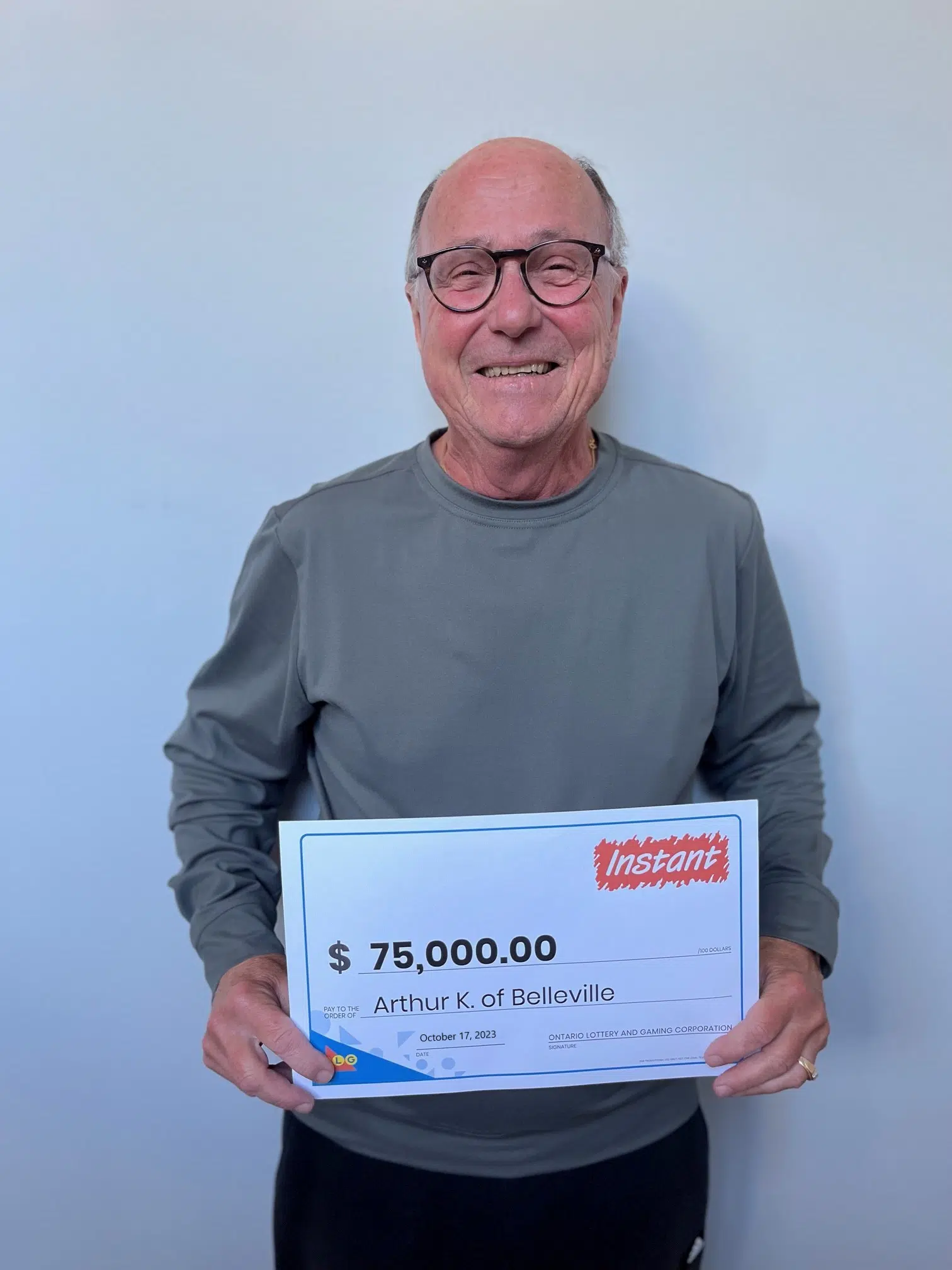 Belleville resident claims $75,000 scratch ticket prize