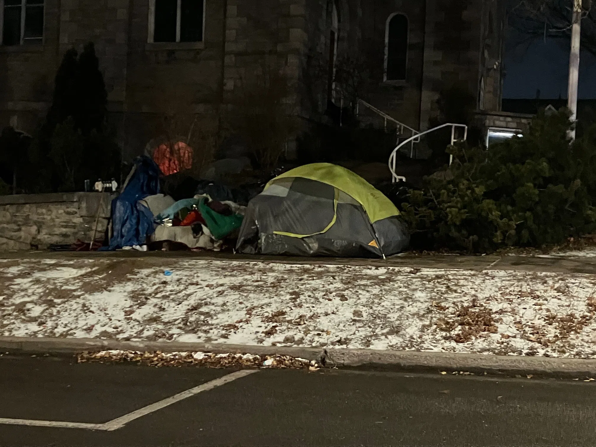 Hastings County council approves earlier opening for warming centres