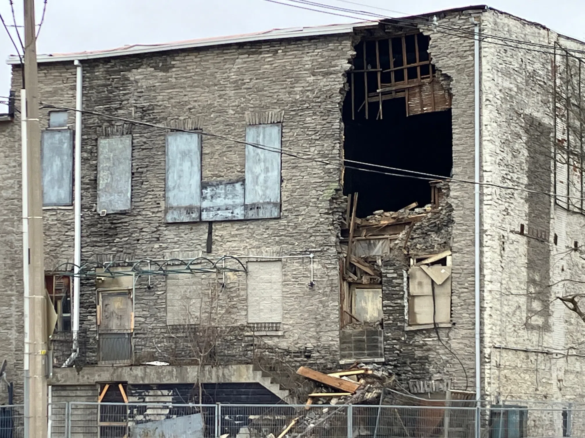 Demolition of downtown building beginning