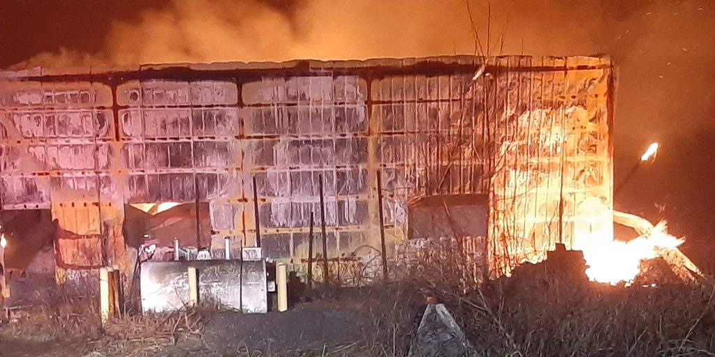 Roslin area barn fire - Vimarsana News