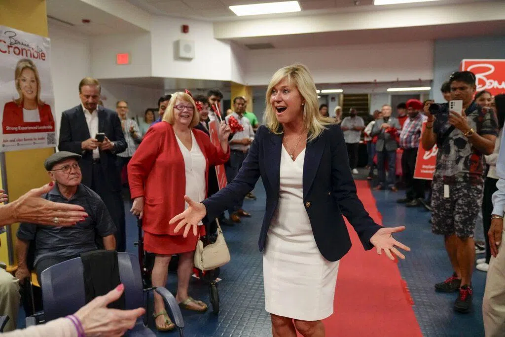 Bonnie Crombie Elected Ontario Liberal Leader Quinte News 2917