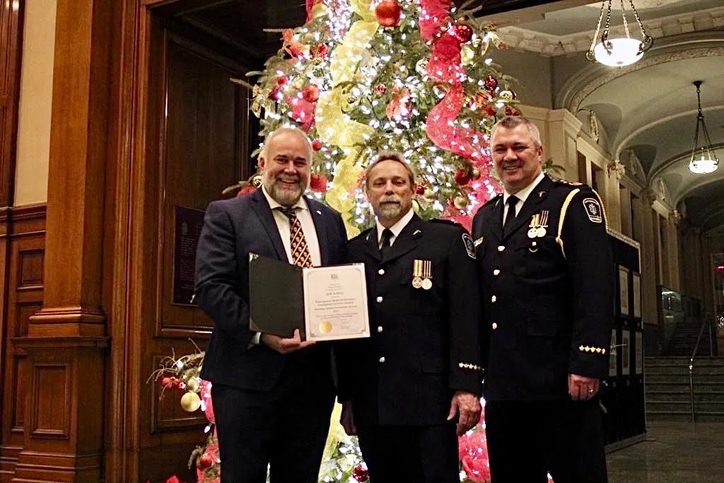 Belleville paramedic recognized for long service