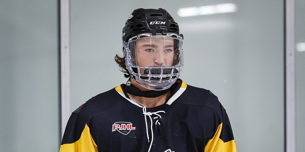 Vale, Coates selected for Team Canada - Vimarsana News