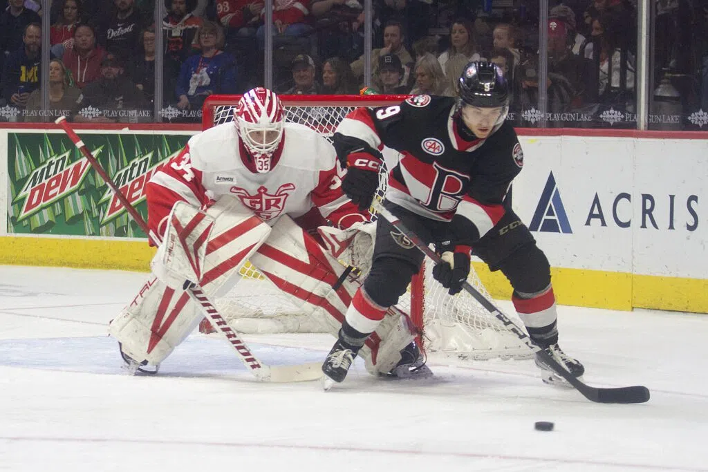 Griffins shut out Sens