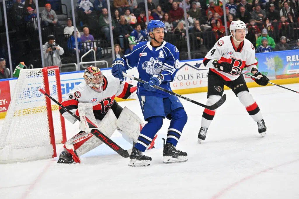 Crunch defeat Senators