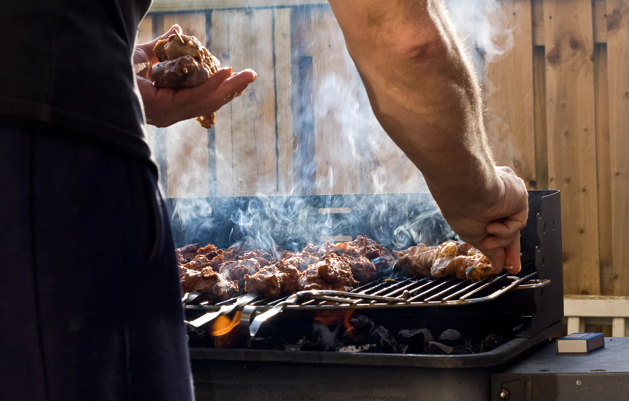 Handling food safely during the summer