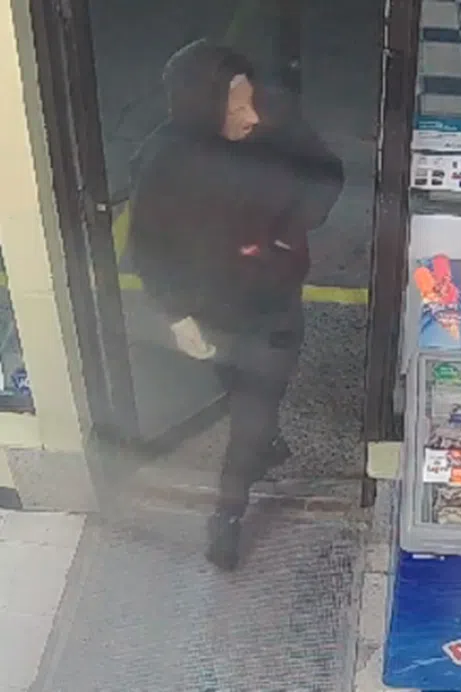 PHOTO: Robbery at Kingston convenience store