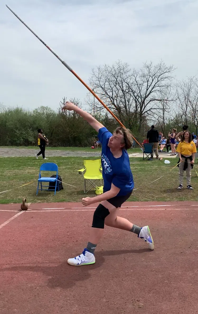 Crawford claims gold in Pennsylvania