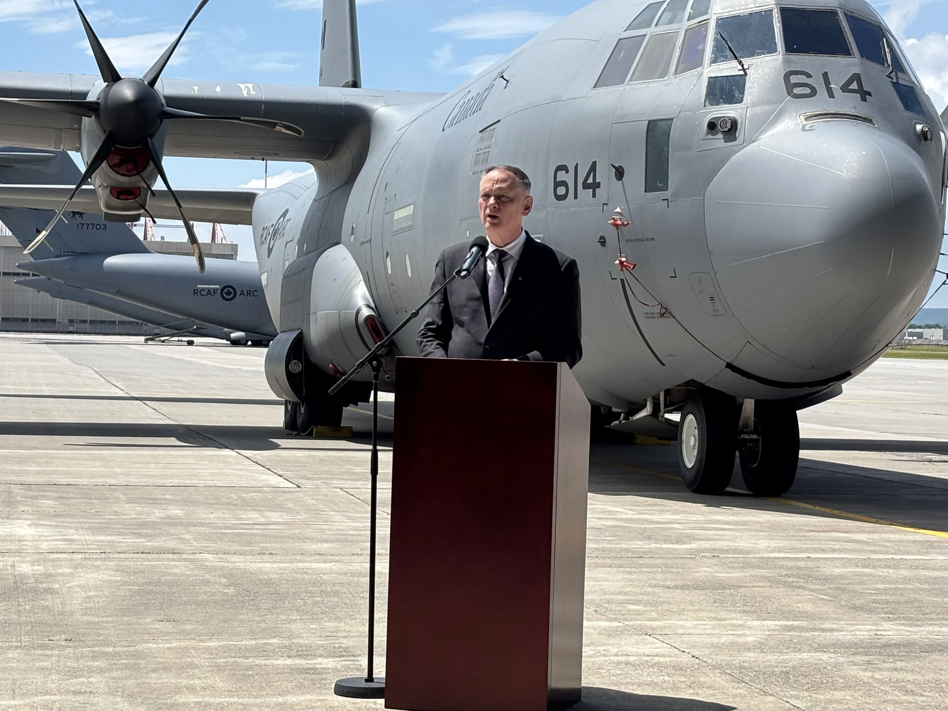 Ground broken on $850 million in work at 8 Wing