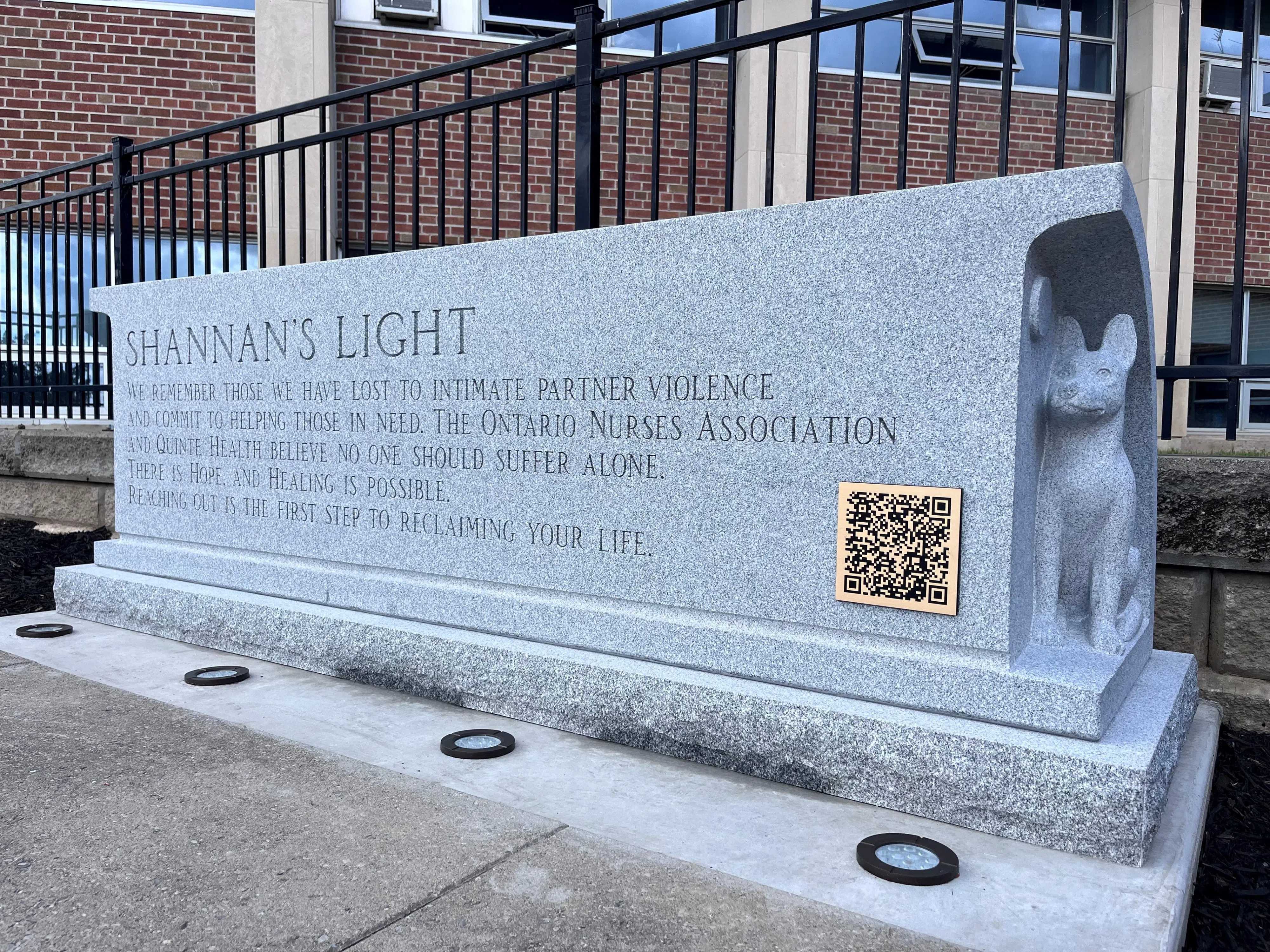 "Shannan's Light" monument unveiled at Belleville General Hospital