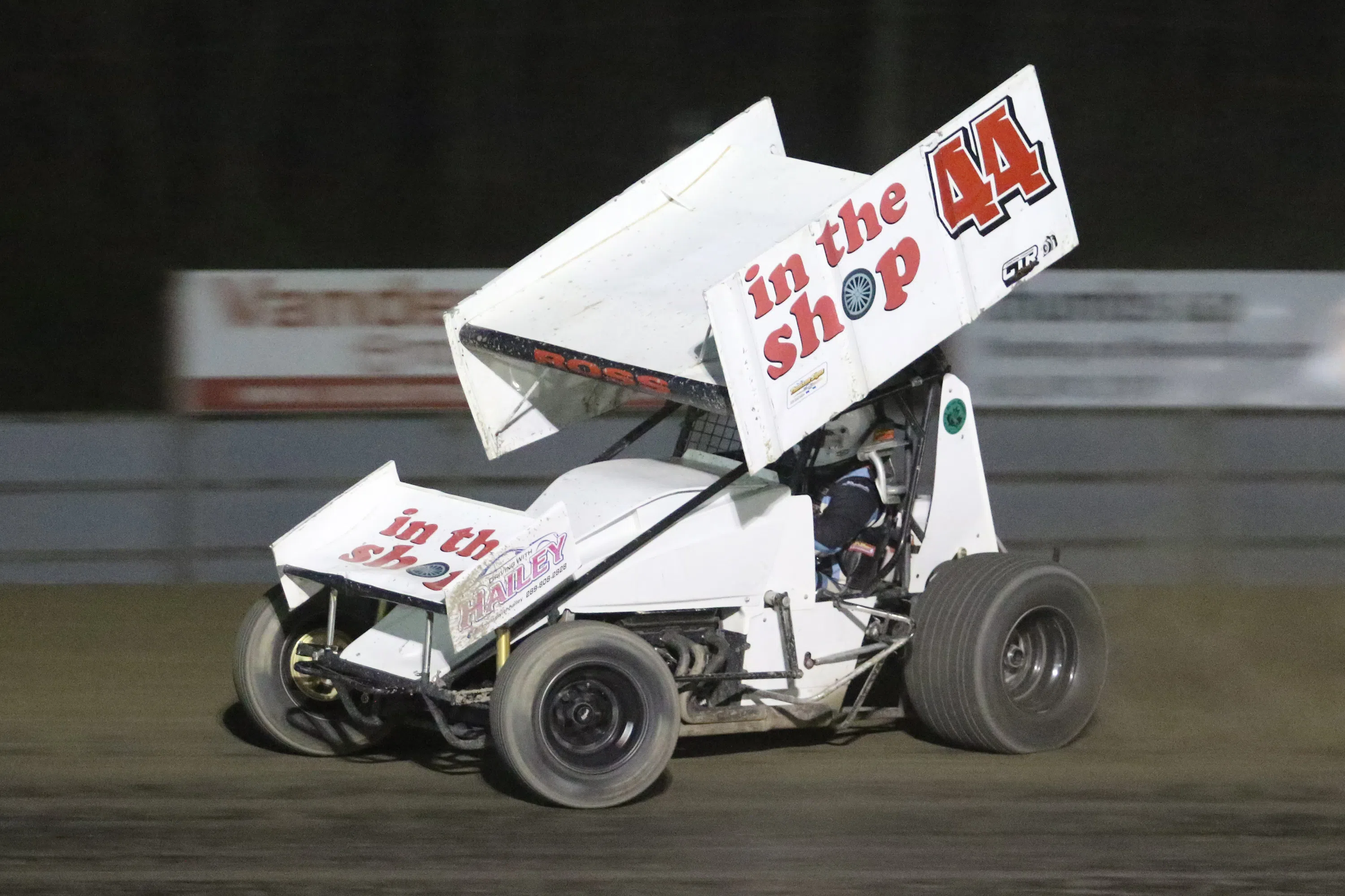 Champions Crowned at the Labour Day Classic Sprint Car Weekend