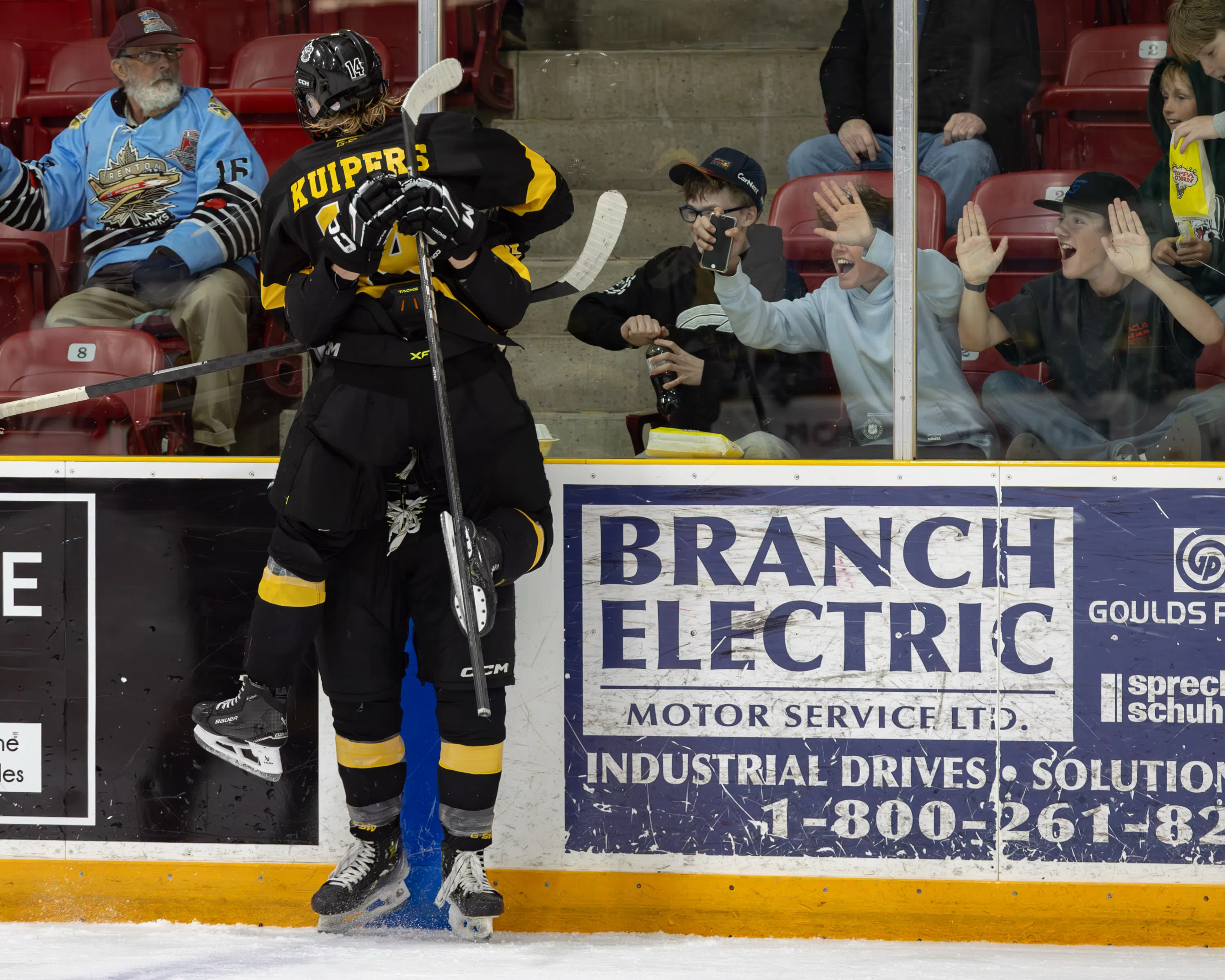 G-Hawks atop OJHL, climbing national rankings