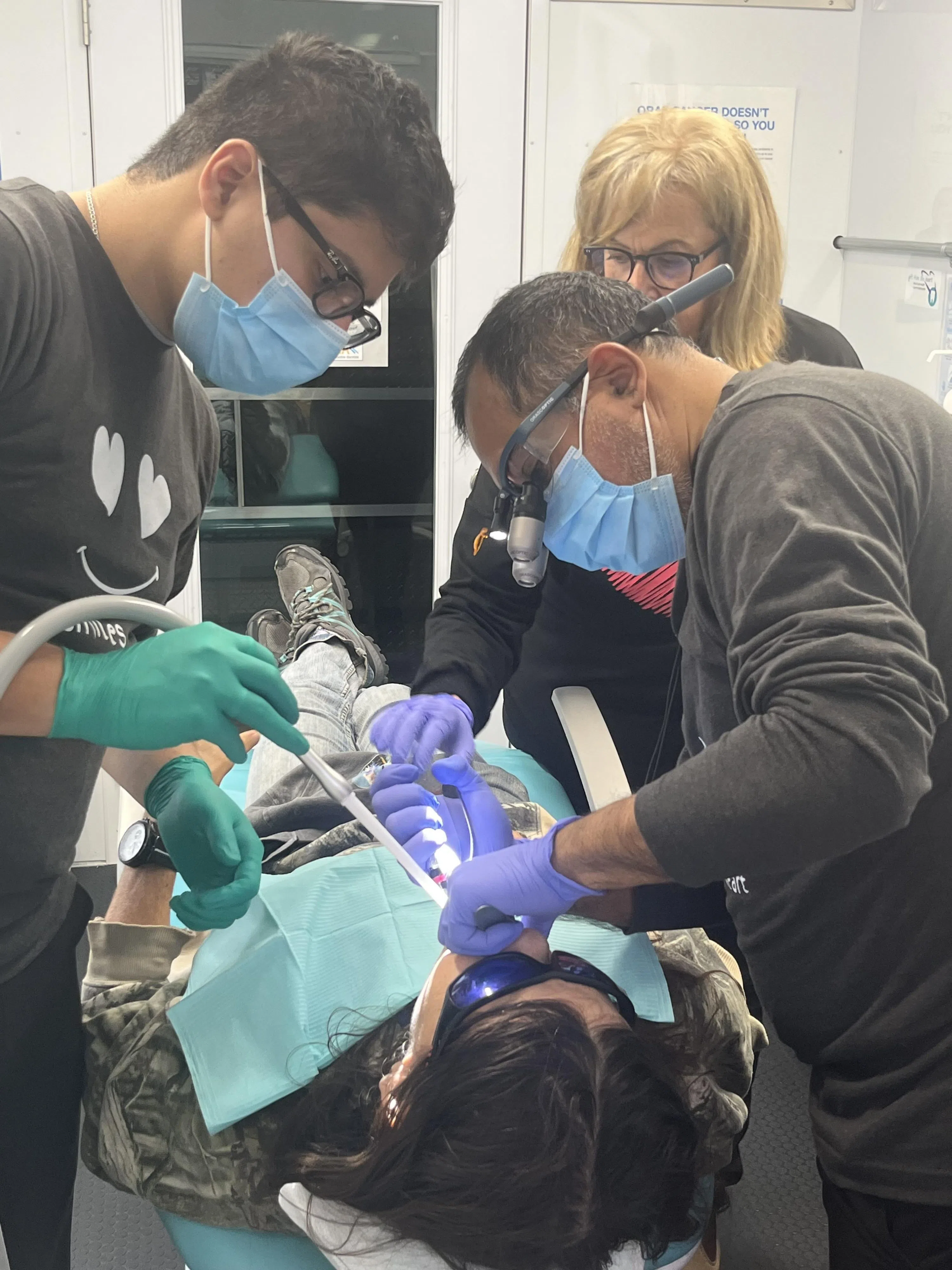 Mobile dental clinic provides dental care to Belleville residents in need