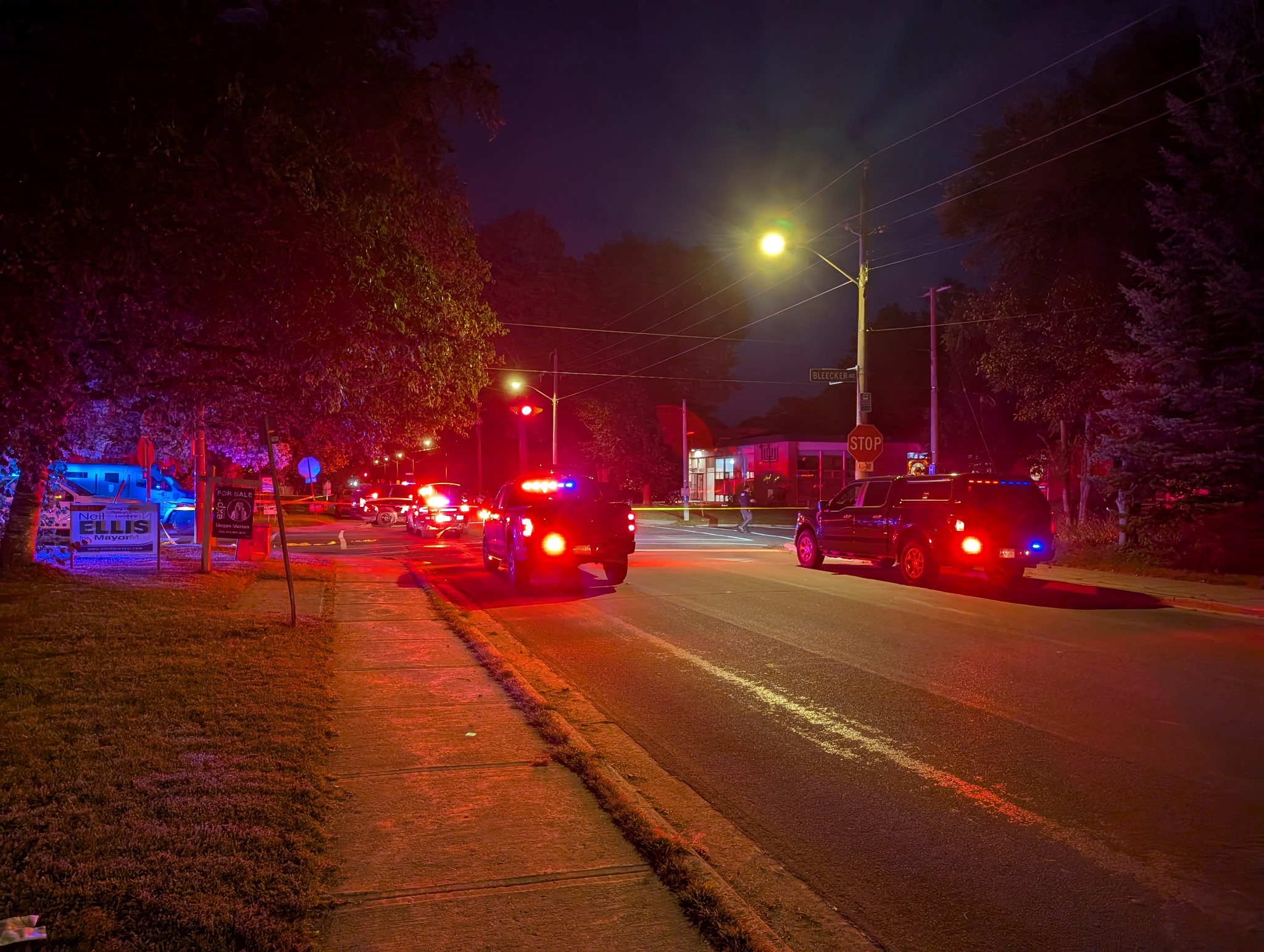 Shooting incident at or near Synagogue in Belleville