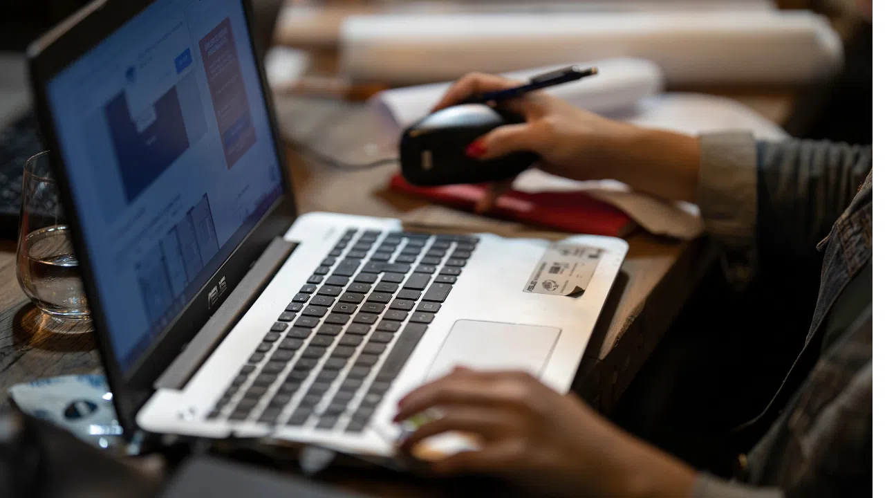 Fanshawe allows the use of an AI tool