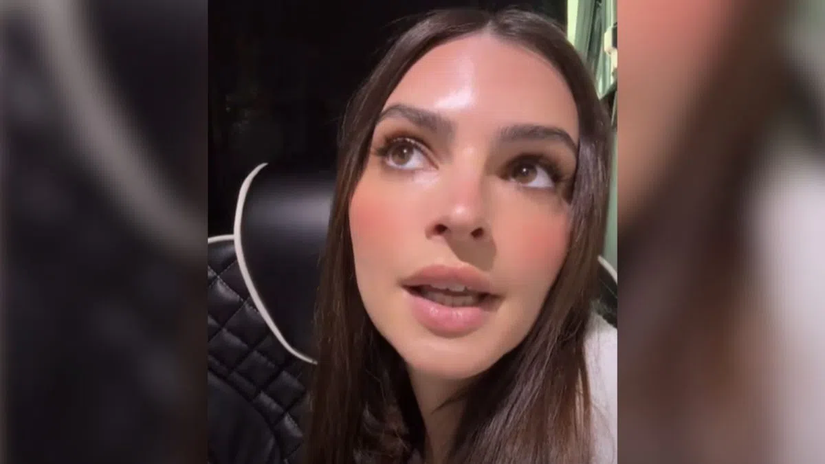 Emily Ratajkowski Blasts Blue Origin Flight, ‘I’m Disgusted’ 102.9
