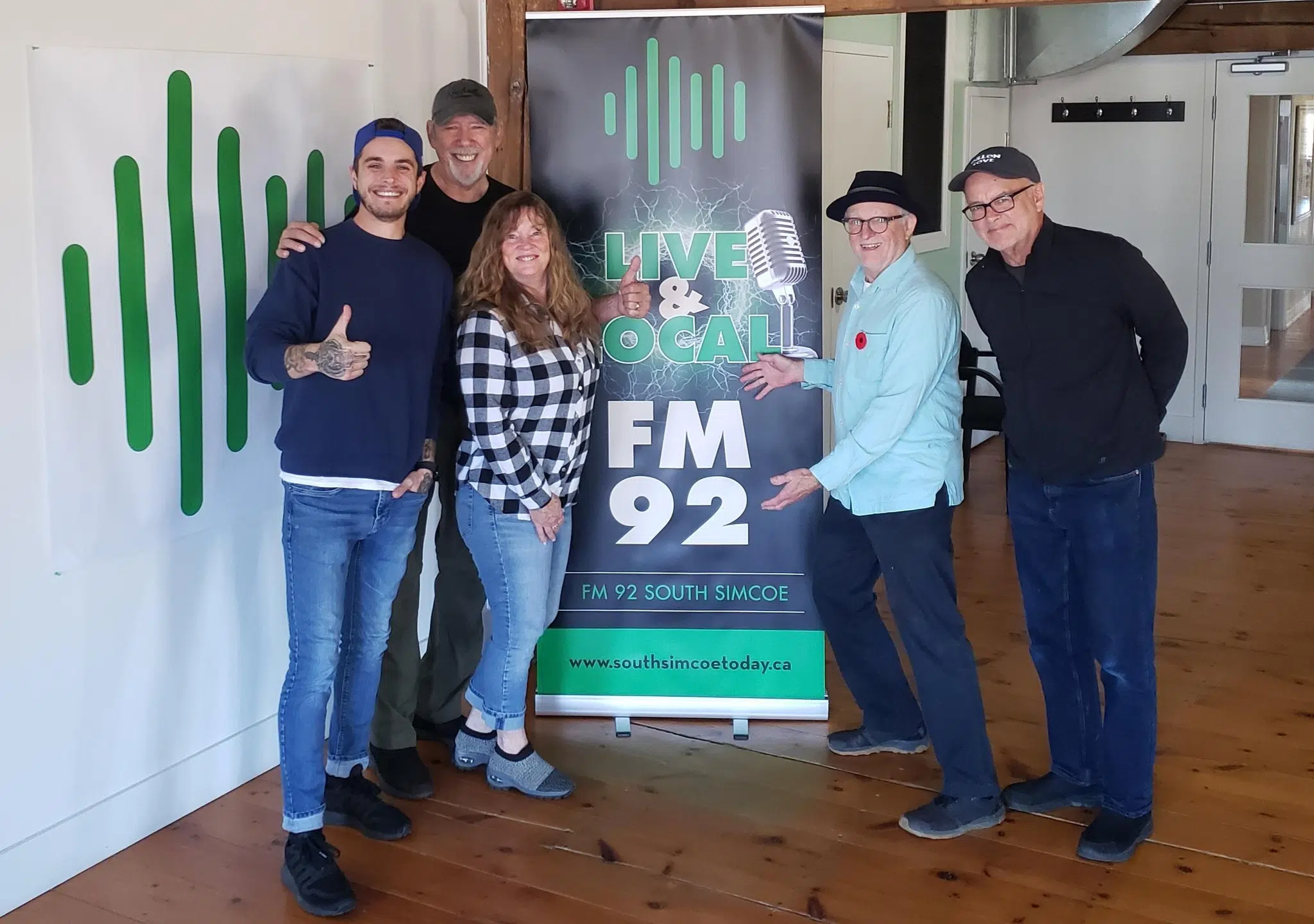 Country Music Legends visit FM92 South Simcoe!