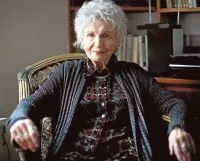 Short Story Writer Alice Munro Dead At 92 | FM92 South Simcoe Today