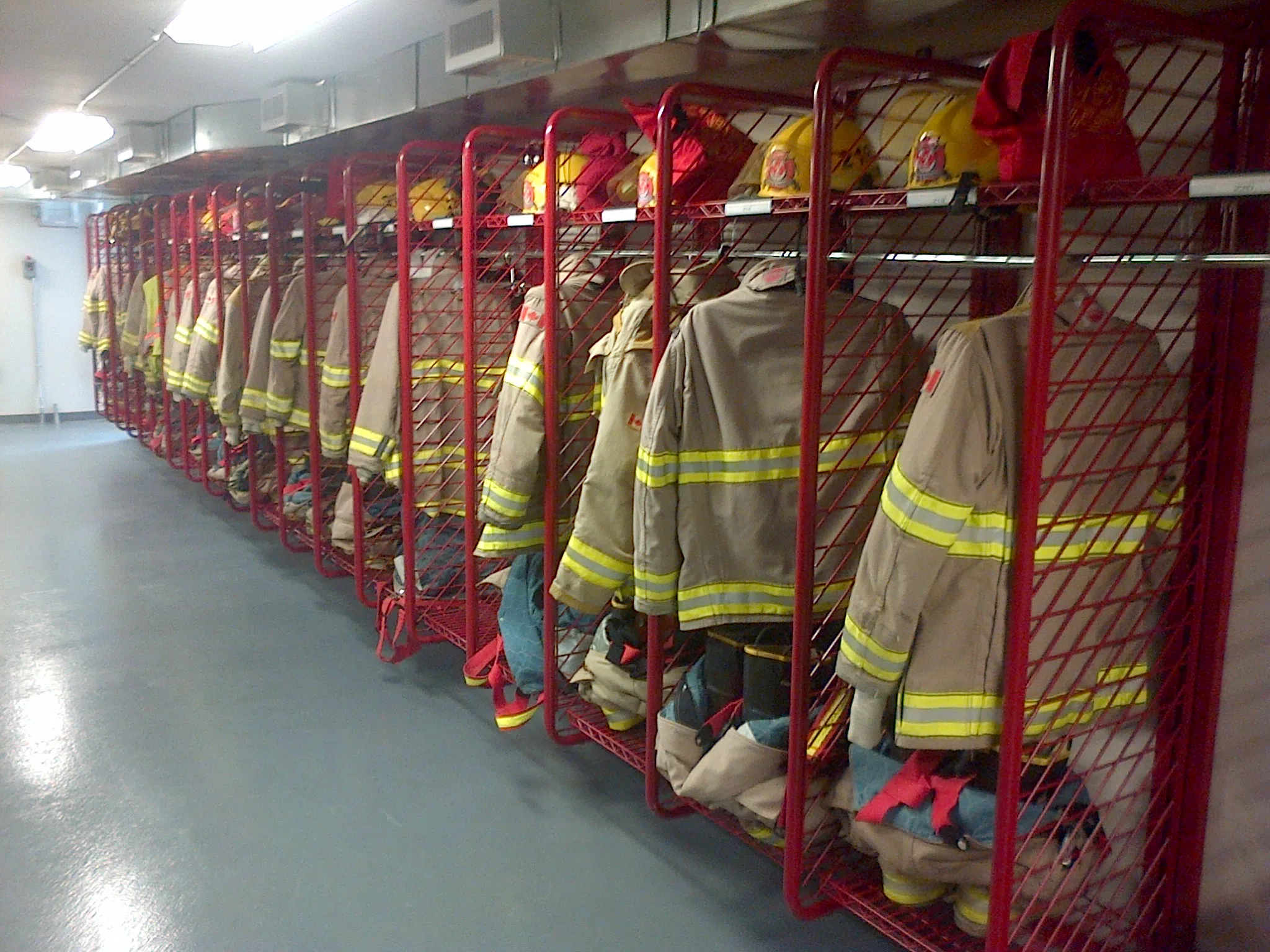 Structure fire in Barrie under investigation