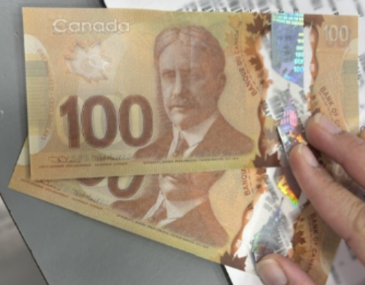 Counterfeit bills are being used in local private online sales