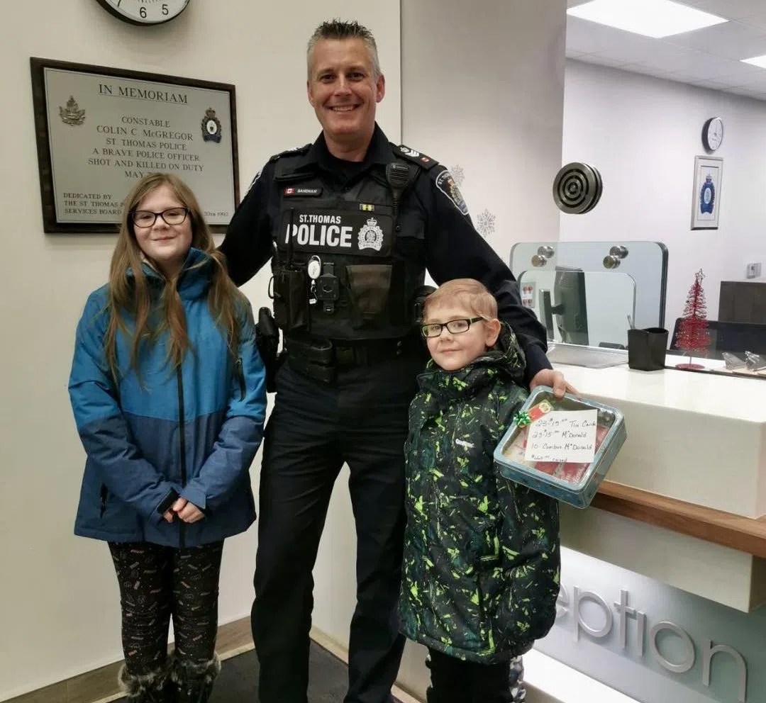 STPS receive heartfelt gift card donation from two local youth | 94.1 ...