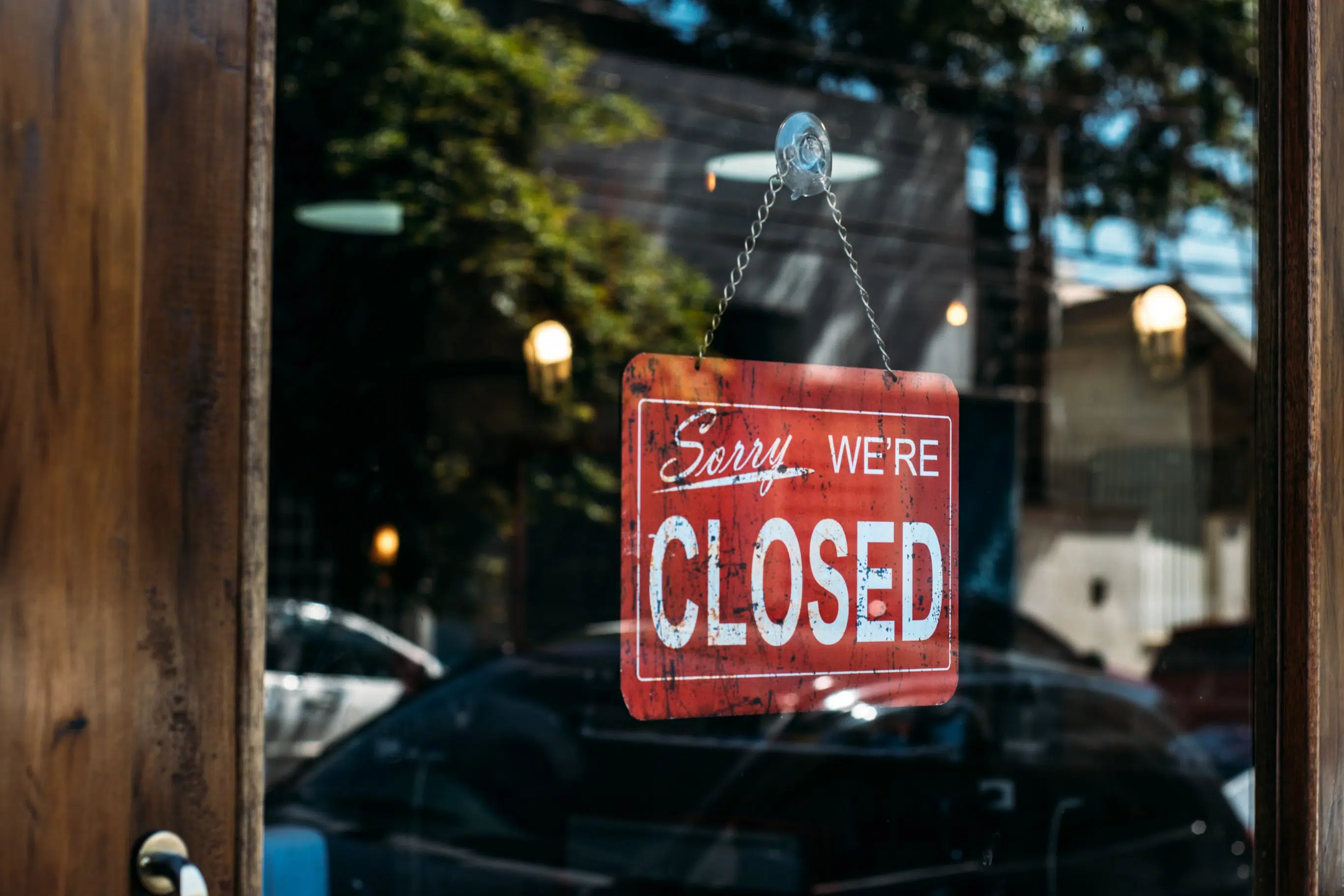 What s open and closed a holiday guide to business and office