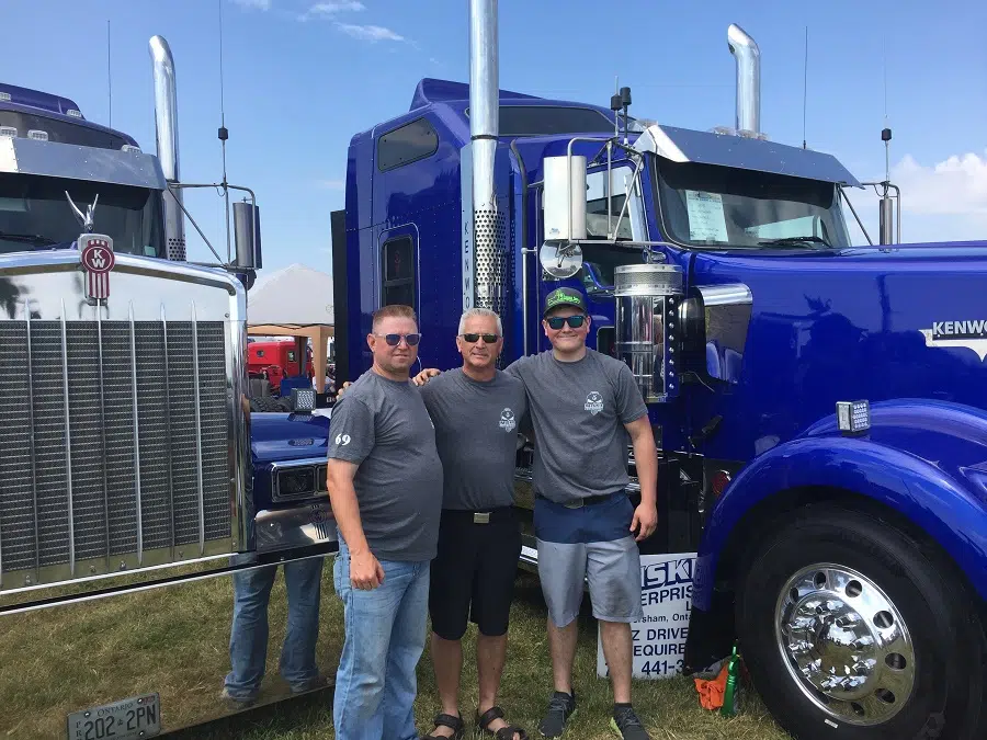 TRUCK SHOW & SHINE RAISES MONEY FOR TRUCKING FOR A CURE