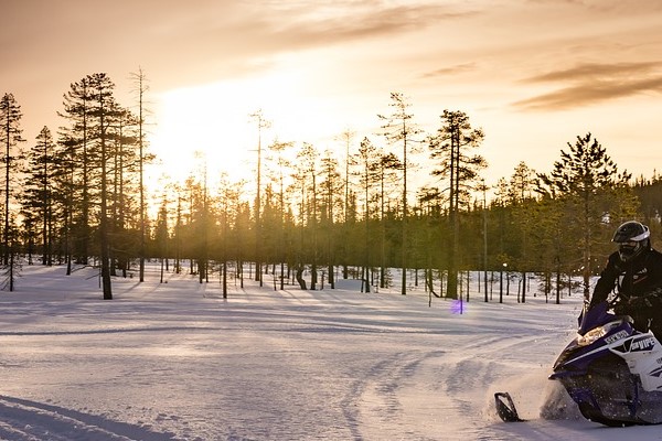 Ontario Federation of Snowmobile Clubs asks riders to stay close to home