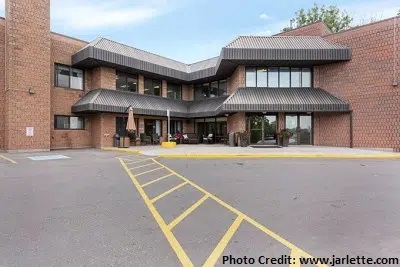 COVID-19: Ontario announces outbreak at Avalon Care Centre, Wellington-Dufferin-Guelph Public Health does not