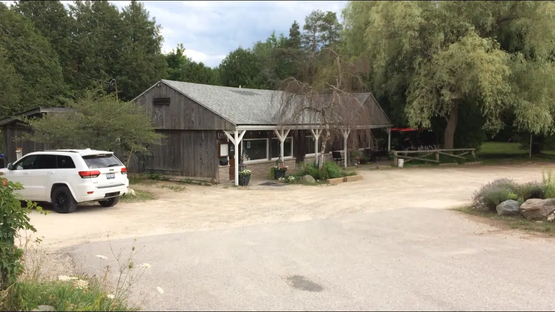 COMMUNITY SPOTLIGHT : the Black Birch Restaurant offers a country setting and fine dining