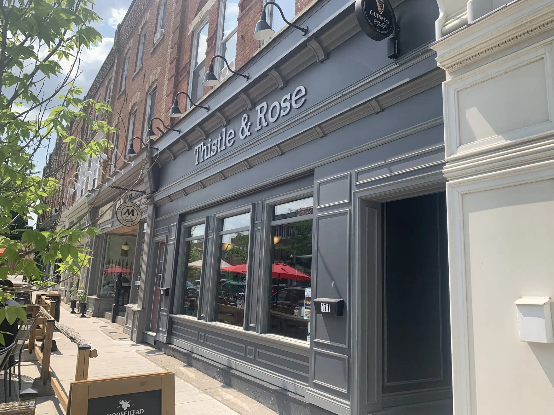 Thistle and Rose: The New Pub Where Everyone Goes