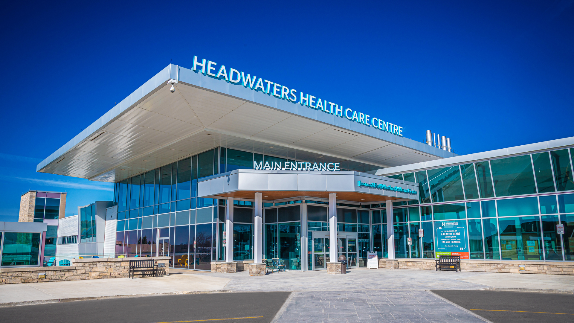 $825,000 Raised at Headwaters Health Care Foundation Gala