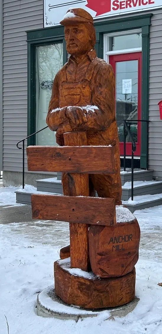 Tree Sculpture Celebrates Orangeville's Agricultural Roots