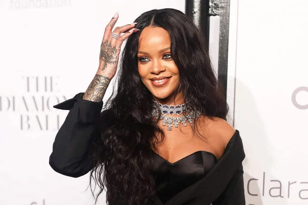 Fans Believe Rihanna Is Pregnant After She 'Pretended to Sip' Champagne in a Now-Viral Video