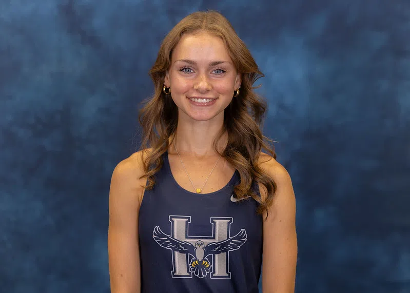 Heartland's Nora Brady claims 5K Cross Country National Championship