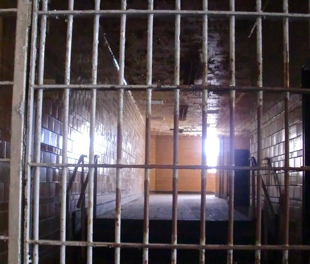 Man Convicted of Murder Dies in Prison