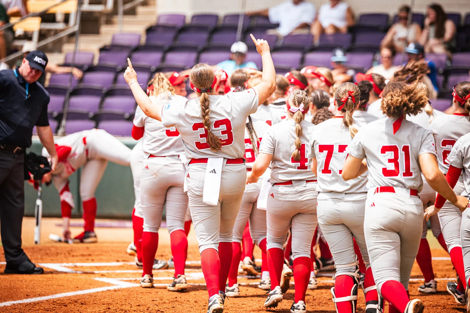 Huskers Look to Continue Success at Knoxville Super Regional