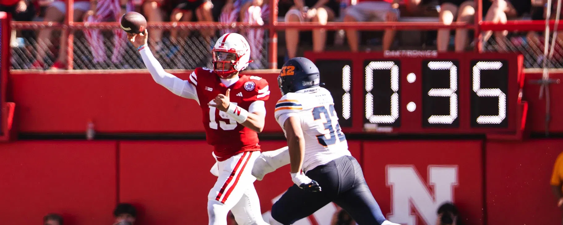 Raiola Named to Maxwell Award Watch List