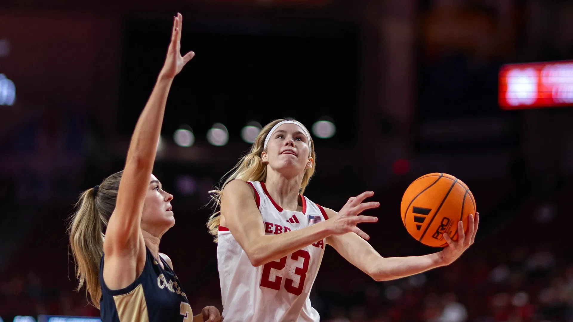 Prince's 30 Powers Huskers Past ORU