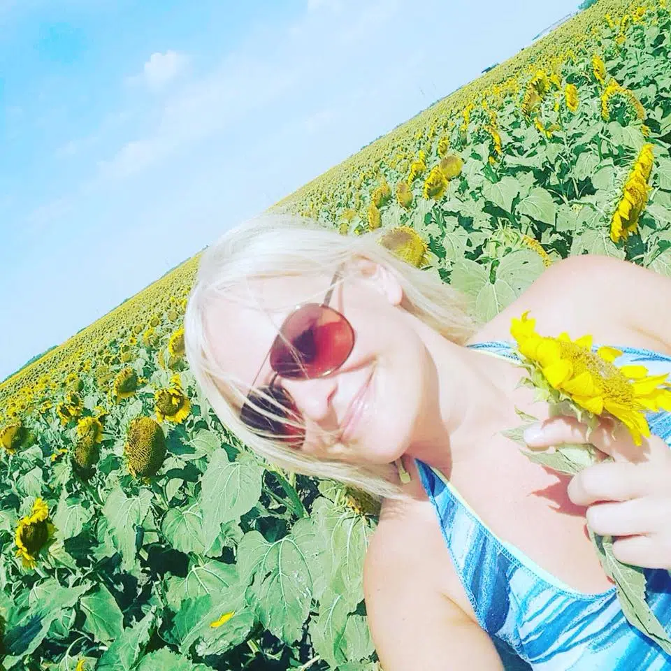 Sunflower Selfie PSA