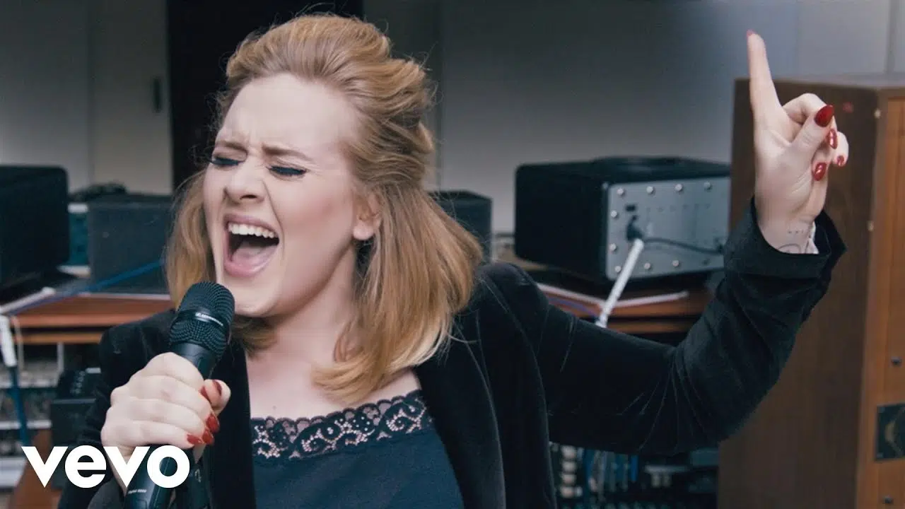 Adele Spotted at Recording Studio