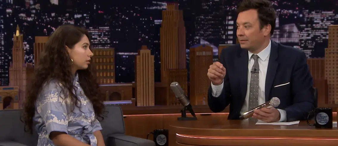(Jimmy Fallon) Alessia Cara Sings "Bad Guy" with Different Impressions