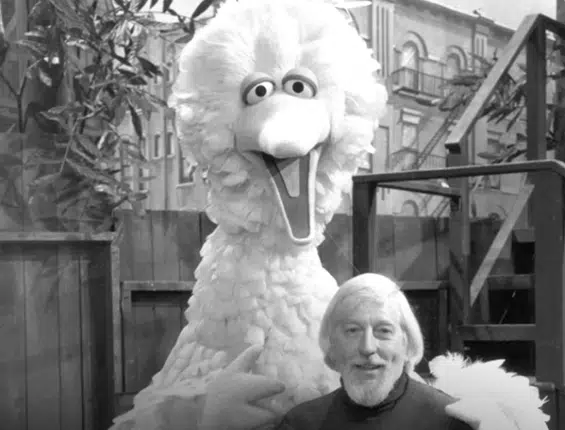 ‘Sesame Street’ Puppeteer Caroll Spinney Passes Away