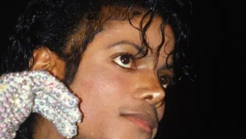 Michael Jackson’s White Glove Sells for BIG Money