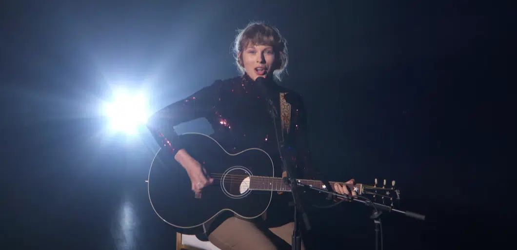 (Live - Academy of Country Music Awards) Taylor Swift - betty