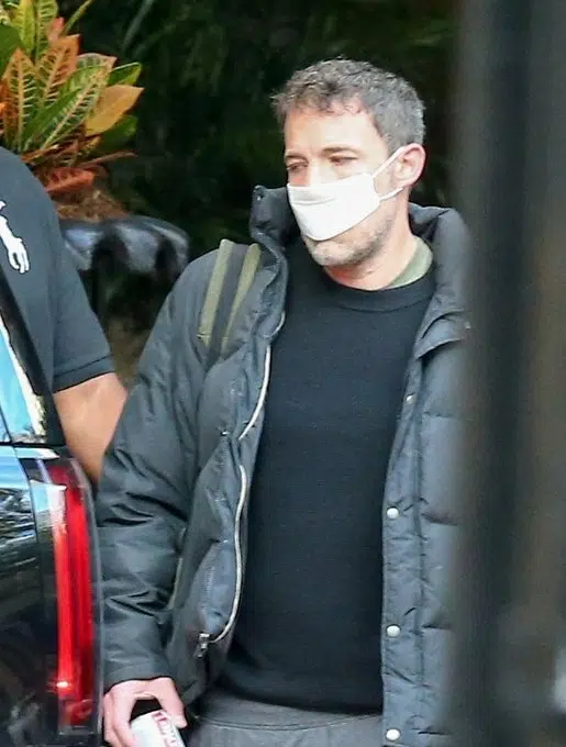 Twitter Is Losing it Over Ben Affleck's Tiny Mask
